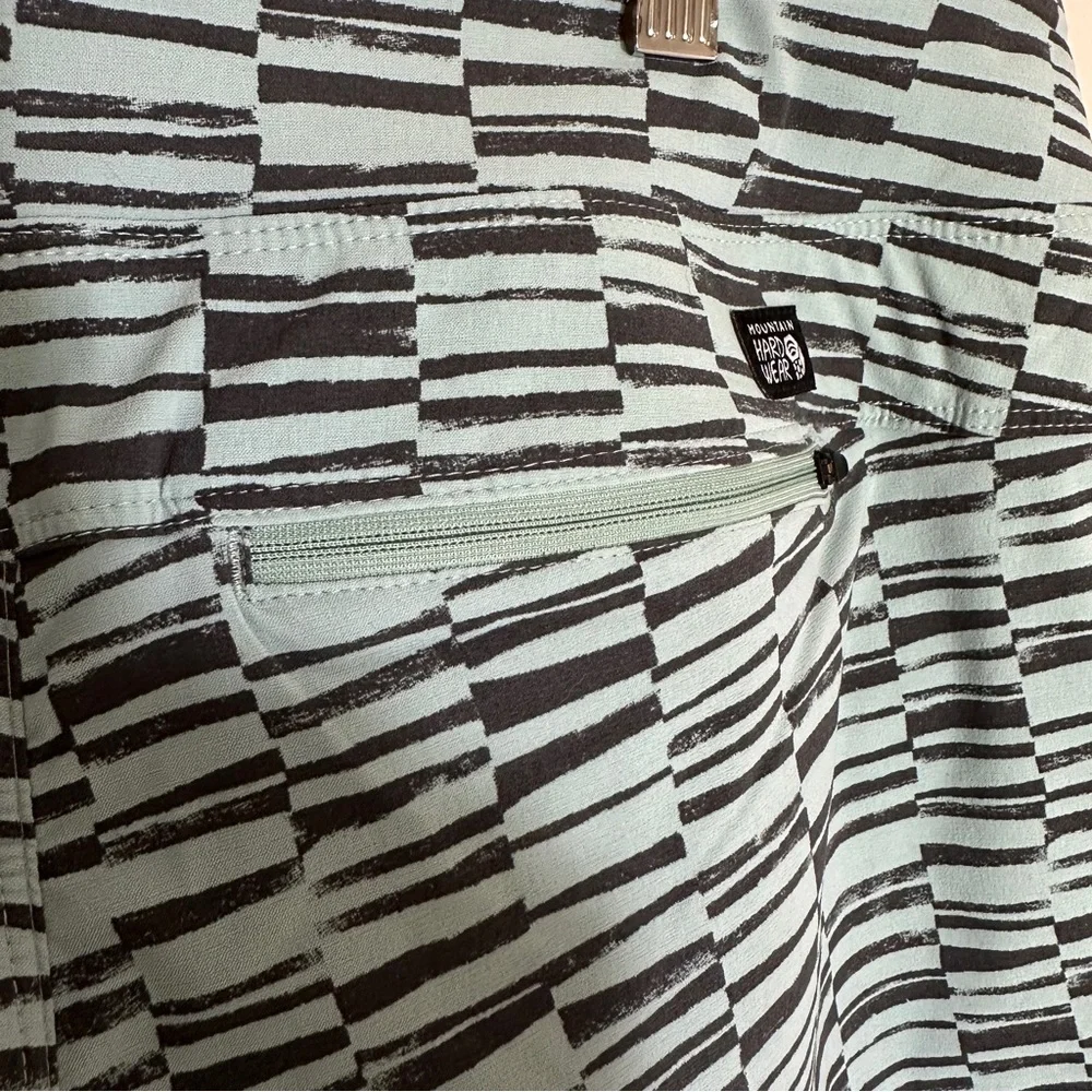 NEW‎ Mountain Hardwear - Women's Dynama Pull-On Short